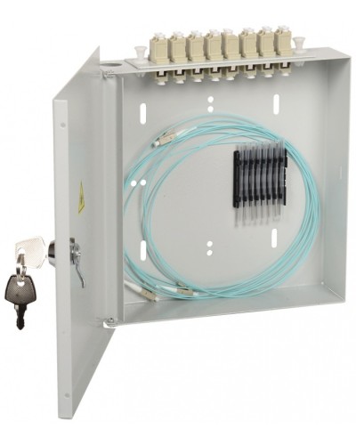 Кросс укомплектованный настенный LC (duplex) 8 портов (OM3) ITK FOBX8-N-8LCUD03 в Благовещенске Кросс оптический Pintop.ru