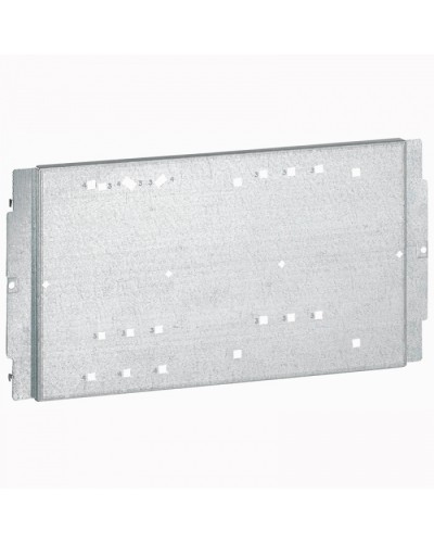 Пластина Legrand 020220 в Благовещенске Аксессуары для стоек и шкафов Pintop.ru