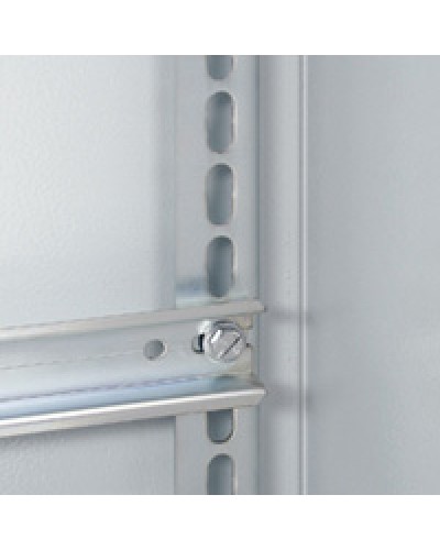 Стойки профил. 400 Legrand 036151 в Благовещенске Аксессуары для стоек и шкафов Pintop.ru