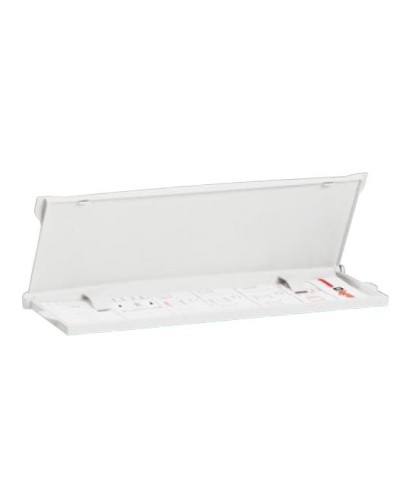 Карман для схем закрытый Legrand 036582 в Благовещенске Полки для шкафов и стоек Pintop.ru