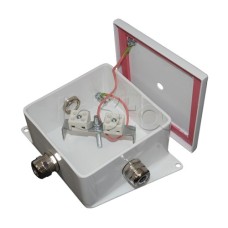 Коробка монтажная огнестойкая Гефест КМ-О (2к*10,0)-IP66-120х120, шесть вводов