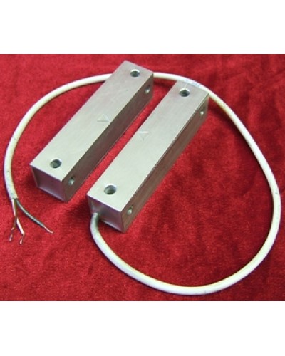 Извещатель охранный магнитоконтактный Магнито-Контакт ИО 102-26 исп.251 (металлорукав из нержавеющей стали) в Благовещенске Извещатели охранные Pintop.ru